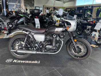 KAWASAKI W 800