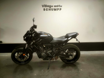 YAMAHA MT-07 PURE BLACK / PACK SPORT / 1150km