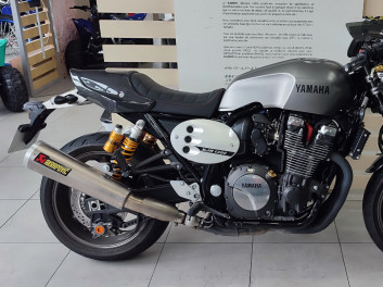 YAMAHA XJR 1300 RACER