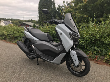 YAMAHA NMAX 125 TECH MAX