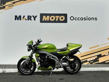  SPEED TRIPLE 955