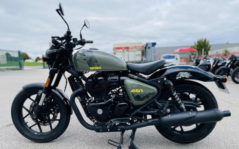 ROYAL ENFIELD SHOTGUN 650