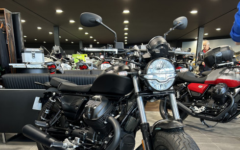 MOTO GUZZI V9 BOBBER