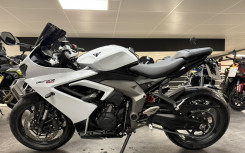 TRIUMPH 	DAYTONA 660 A2