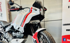 DUCATI DESERTX ETAT NEUF