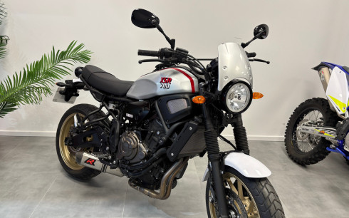 YAMAHA XSR 700 XTRIBUTE