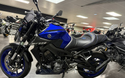 YAMAHA MT-09