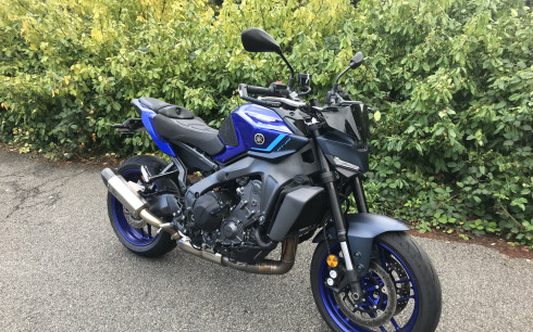 YAMAHA MT-09