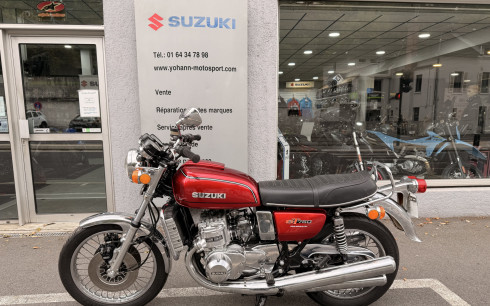 SUZUKI GT 750