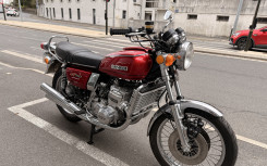SUZUKI GT 750