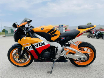 HONDA CBR 1000 RR REPSOL