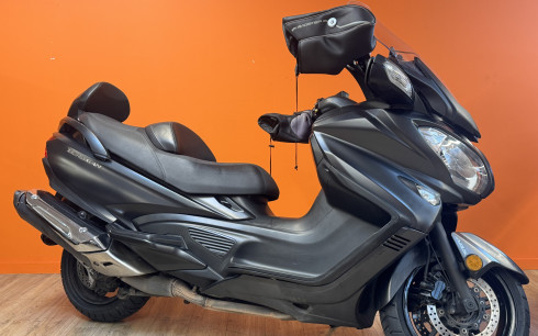 SUZUKI BURGMAN 650 EXECUTIVE