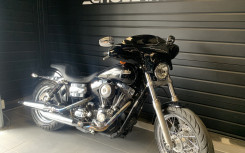 HARLEY-DAVIDSON DYNA SUPER GLIDE 1584