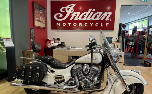 INDIAN CHIEF 1811 CLASSIC PEARL WHITE