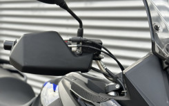 SUZUKI V-STROM 650XT 1ERE MAIN 2024