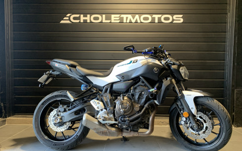 YAMAHA MT-07 A2