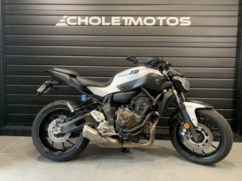 YAMAHA MT-07 A2
