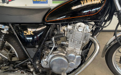 YAMAHA SR 400