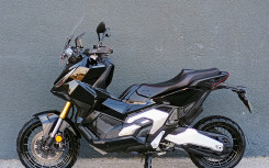 HONDA X-ADV 750 2025 2784KM