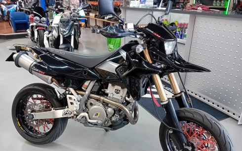 SUZUKI DR-Z 400