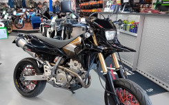 SUZUKI DR-Z 400