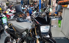 SUZUKI DR-Z 400