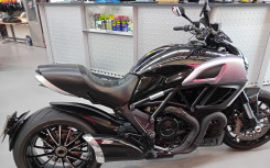 DUCATI DIAVEL CROMO