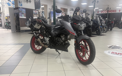SUZUKI GSX-S 125