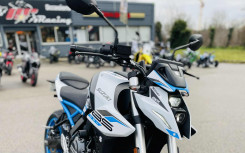 SUZUKI GSX-8S