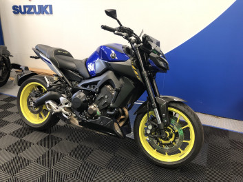 YAMAHA MT-09