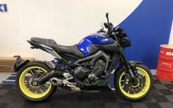 YAMAHA MT-09