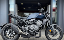 HONDA CB1000R BLACK EDITION