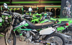KAWASAKI KLX 250 GARANTIE 12 MOIS