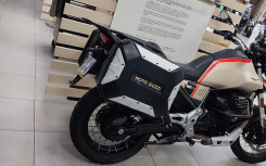 MOTO GUZZI V85 TT TRAVEL 850