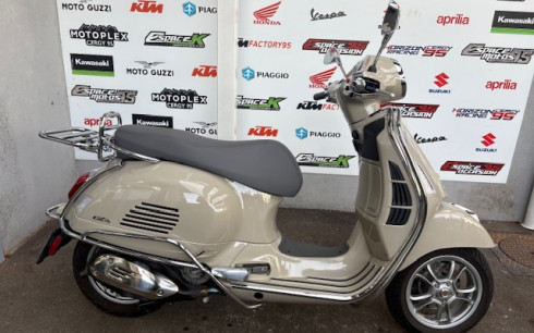 VESPA GTS 300