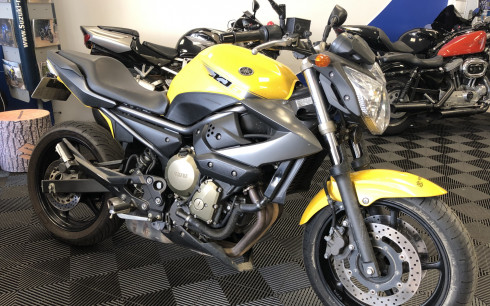 YAMAHA XJ6-N