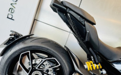DUCATI DIAVEL V4 TRES BIEN EQUIPEE
