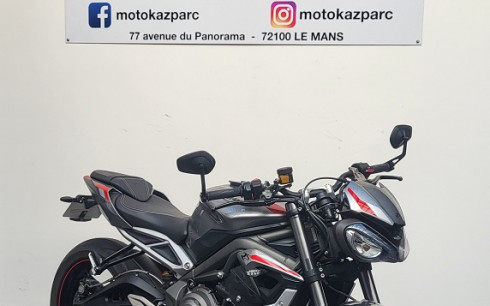 TRIUMPH STREET TRIPLE 765 RS REVISEE ET GARANTIE 12 MOIS + OPTIONS