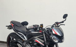 TRIUMPH STREET TRIPLE 765 RS REVISEE ET GARANTIE 12 MOIS + OPTIONS