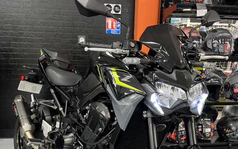 KAWASAKI Z 900