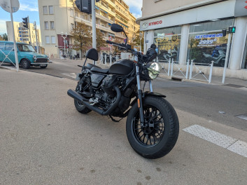 MOTO GUZZI V9 BOBBER