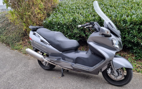 SUZUKI BURGMAN 650 MOTORS 54