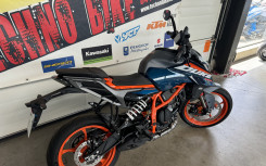 KTM 390 duke
