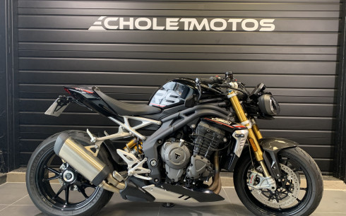 TRIUMPH SPEED TRIPLE 1200 RS