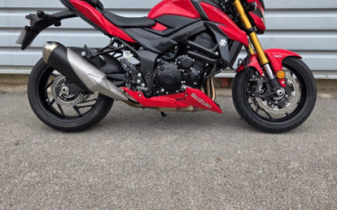 SUZUKI GSX-S 750