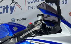 SUZUKI GSX-R 750
