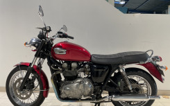 TRIUMPH BONNEVILLE 800