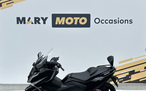 KYMCO AK 550