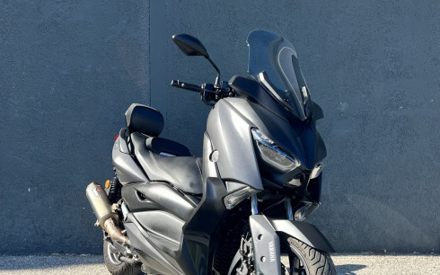 YAMAHA XMAX 300