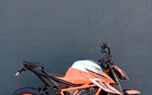 KTM 1290 SUPER DUKE R